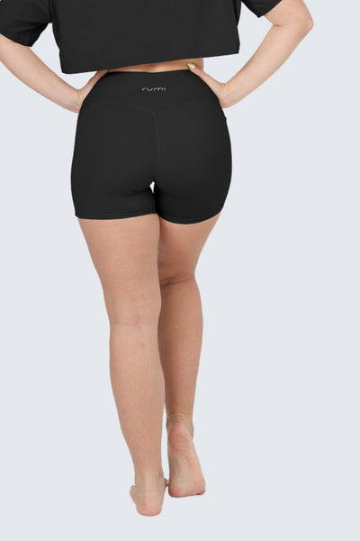 Rumi Earth - W SunSoft Flow Shorts 4" - Black - R124125BKP - Bottoms